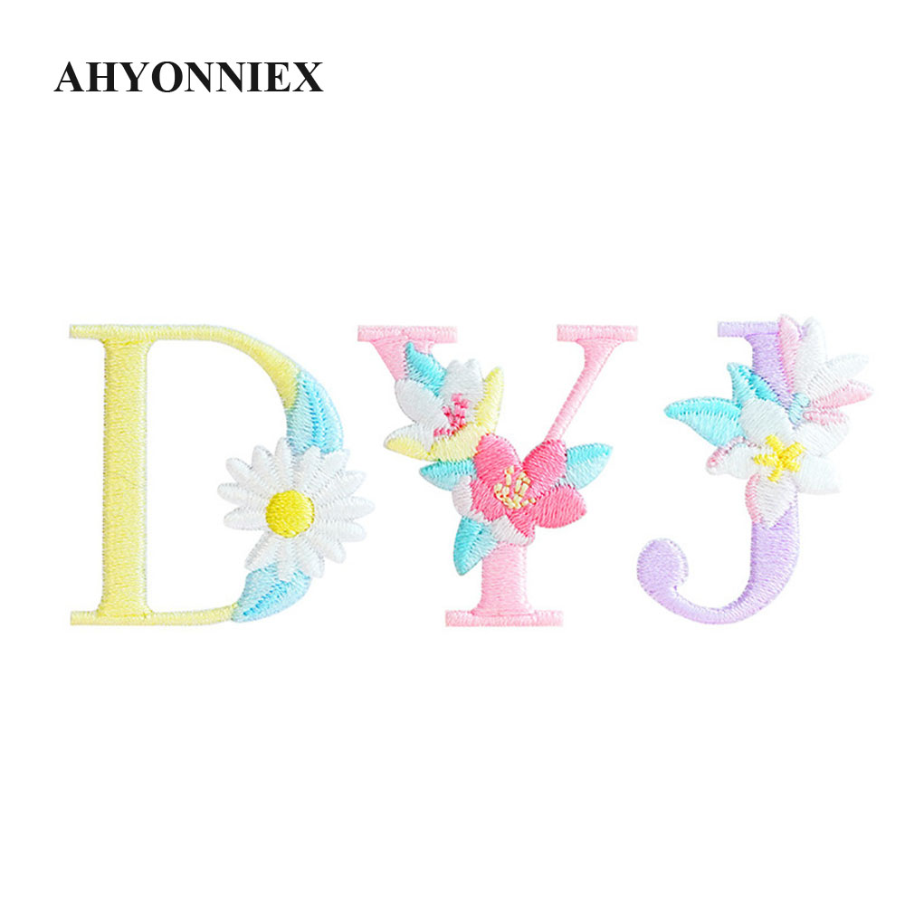 1 Self Adhesive Flower Capital - огляд і ціна Embroidery Letter N