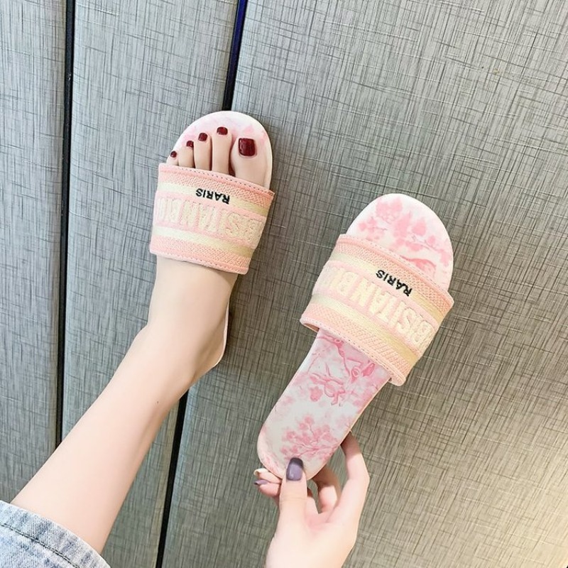 Women's Fashion Flat Slippers  - огляд і ціна Embroidery Letter