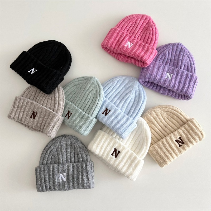 Korean Style Kids Knit Beanie  - огляд і ціна Embroidery Letter N