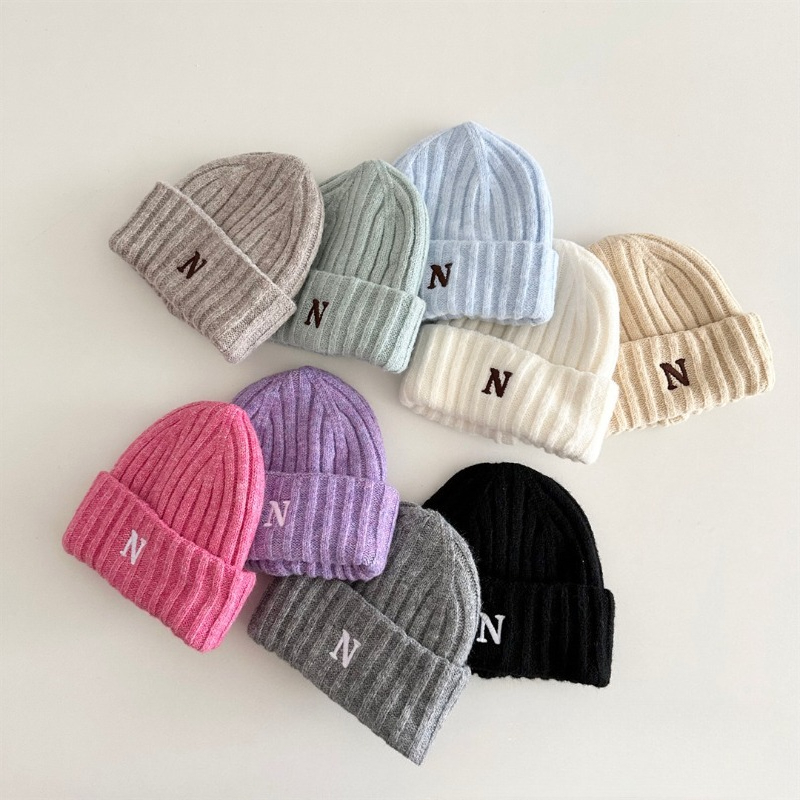 Korean Style Kids Knit Beanie  - огляд і ціна Embroidery Letter N