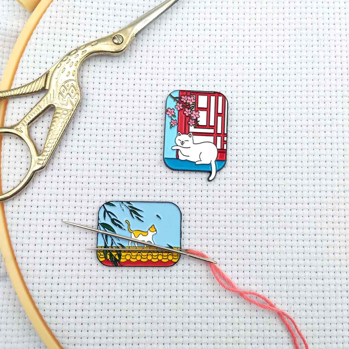 Cute Cat Magnetic Needle Minde - огляд і ціна Needle Minder Magnet